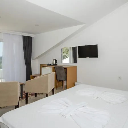 Hotel apartamentowy Kerem Göcek