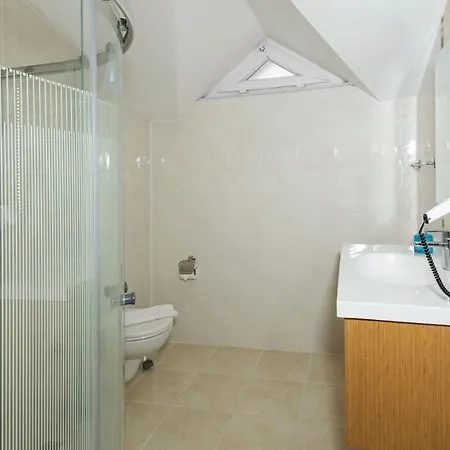 Apart-hotel Kerem 4*